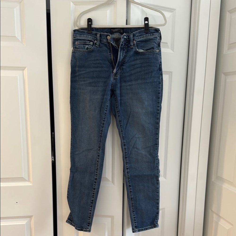 Abercrombie & Fitch Dark Blue Skinny Jeans w31 x l 32 Athletic Slim
